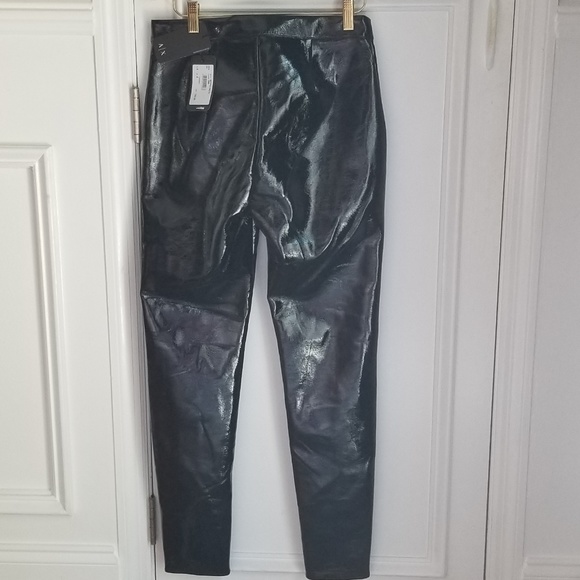 Armani Exchange Seamed Patent Leggings - Picture 2 of 8